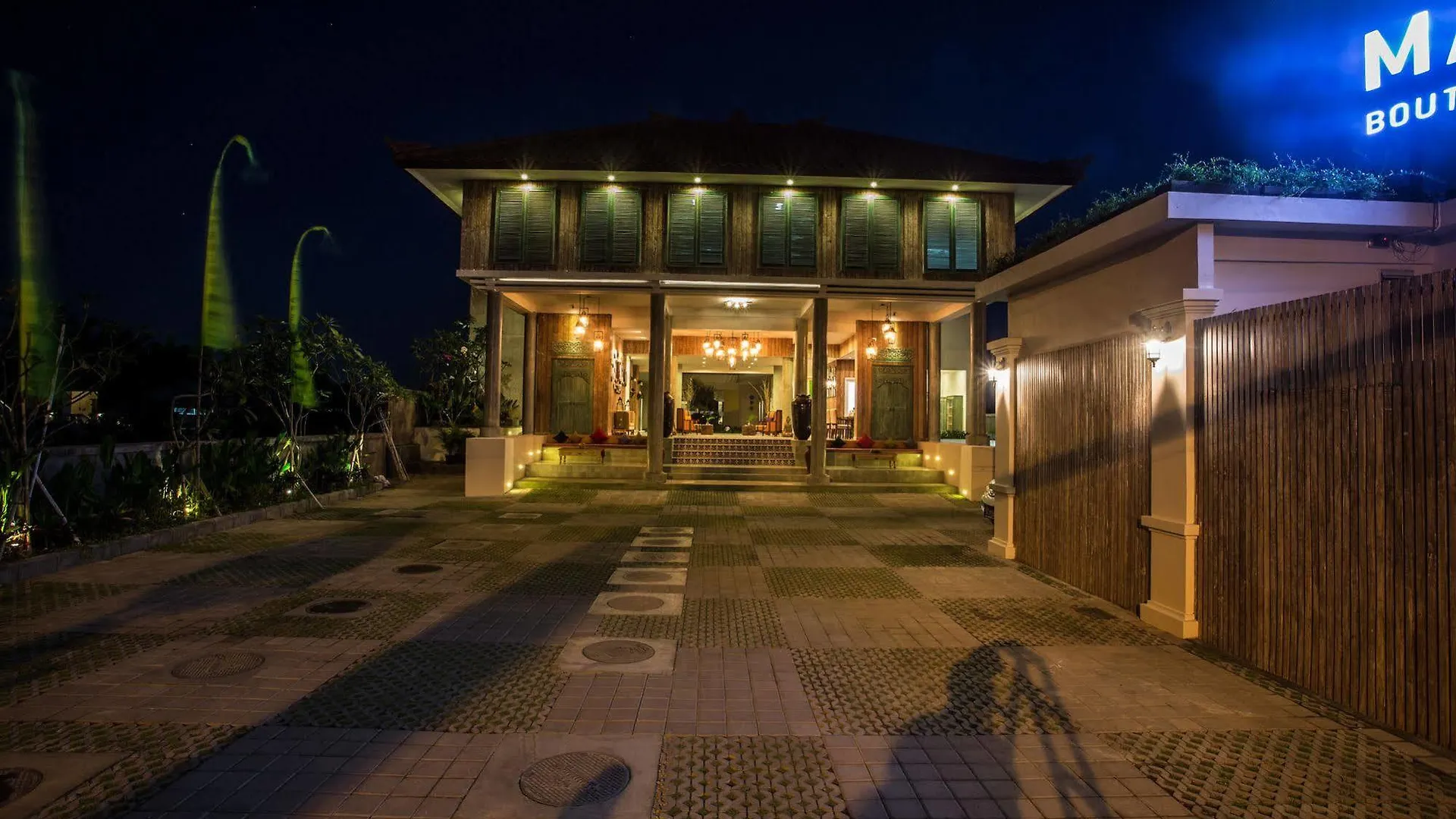 Maison at C Boutique Hotel&Spa Seminyak 4*,